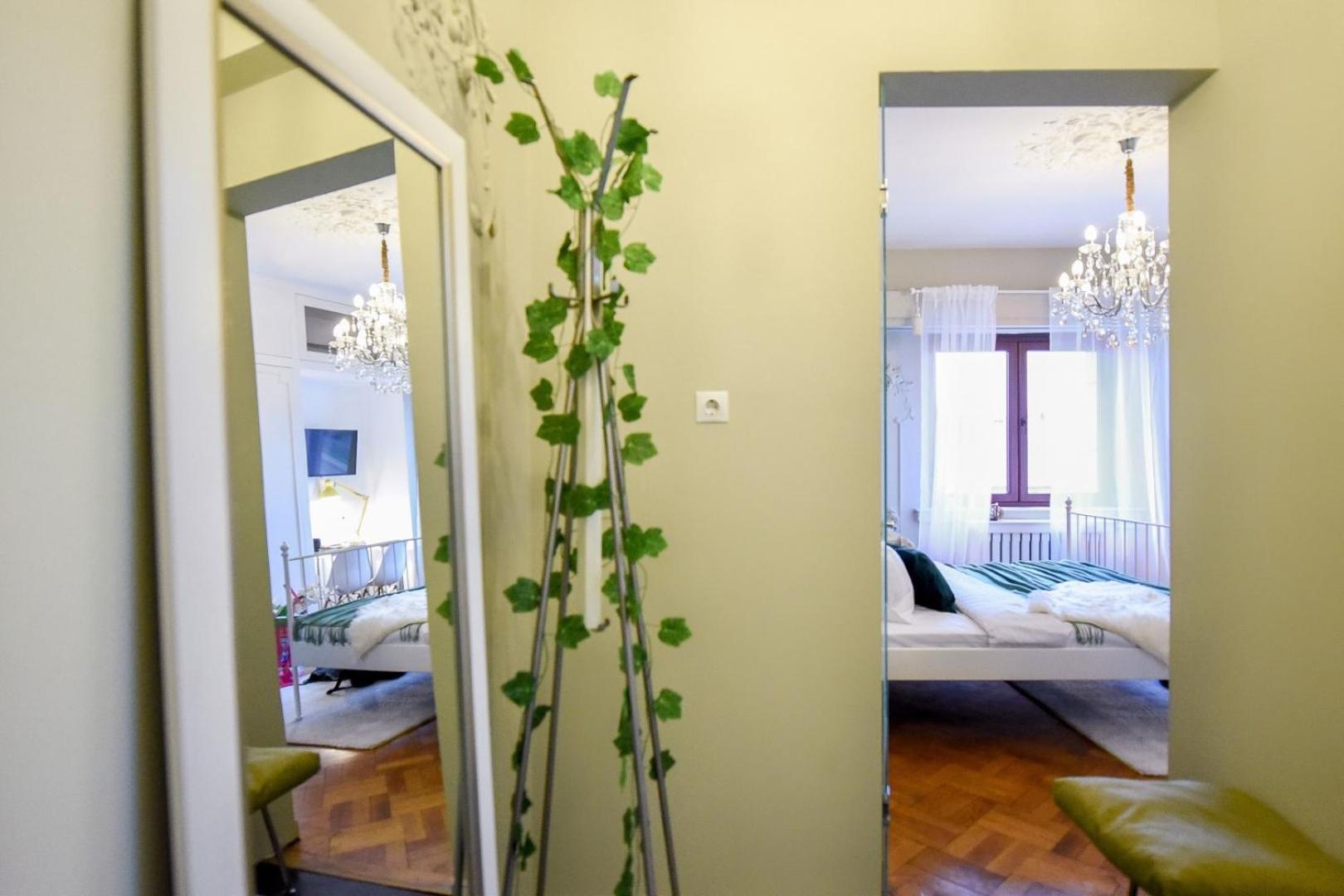 Cozy Studio Overlooking The Old Town Βουκουρέστι Εξωτερικό φωτογραφία
